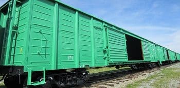 Сколько стоит перевозка грузов по ЖД в крытых вагонах из Сургута